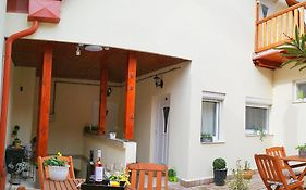 Varfal Apartman
